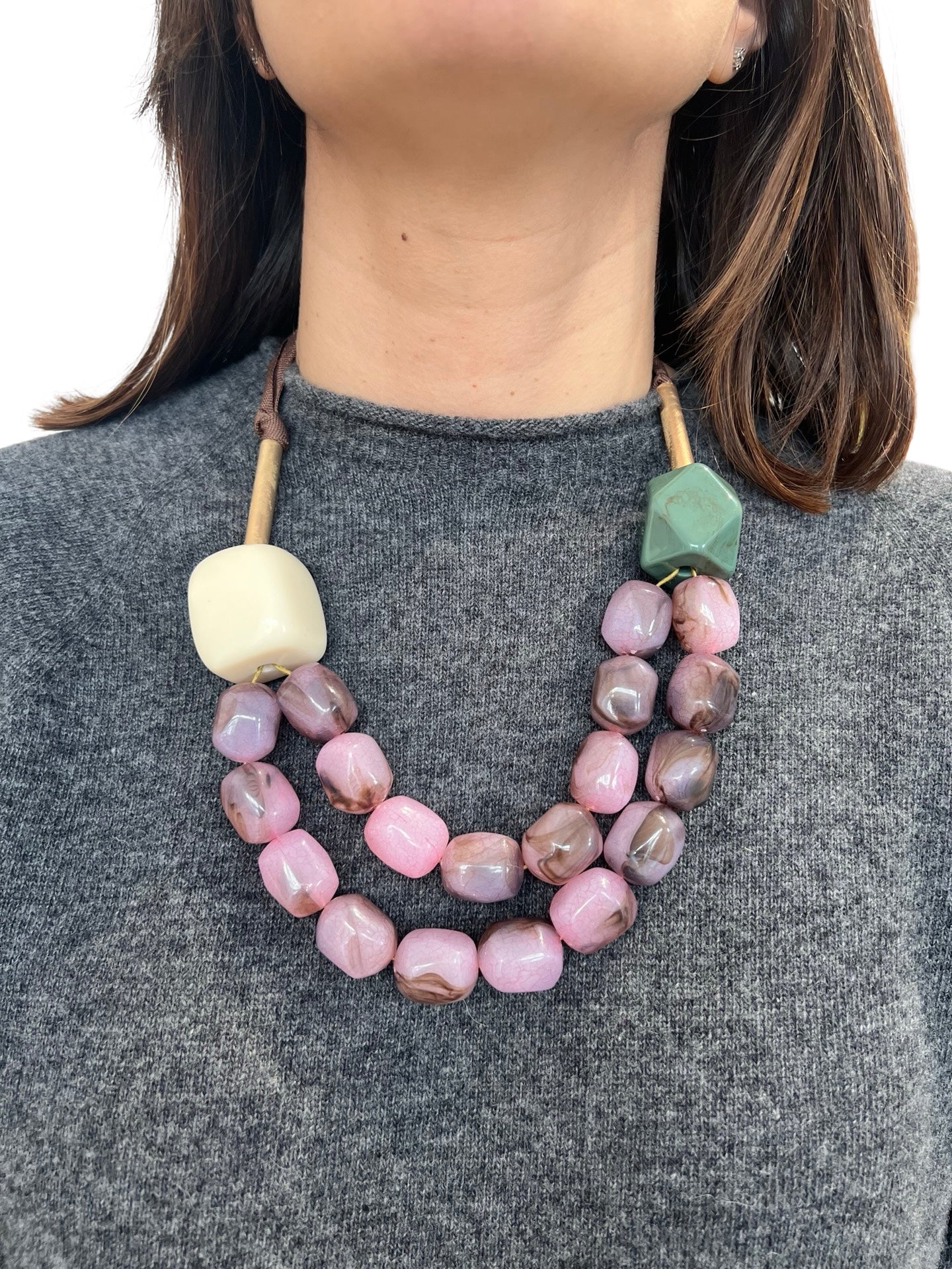 Collar Il Baco Da Seta Corto Cuadrado Poligono Rosa