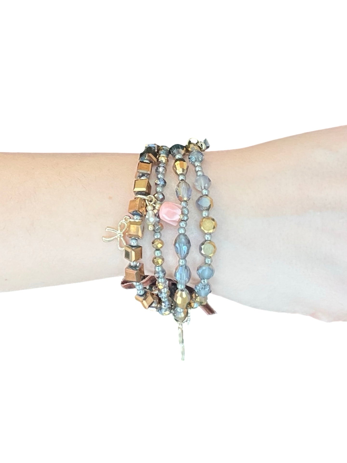 Bracelet Il Baco Da Seta 4 Strips Beads Bow