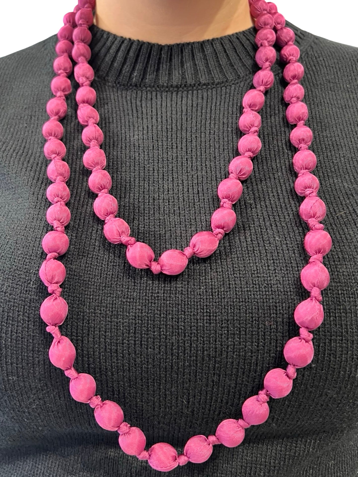 Collar Il Baco Da Seta Bolas De Seda Ciruela