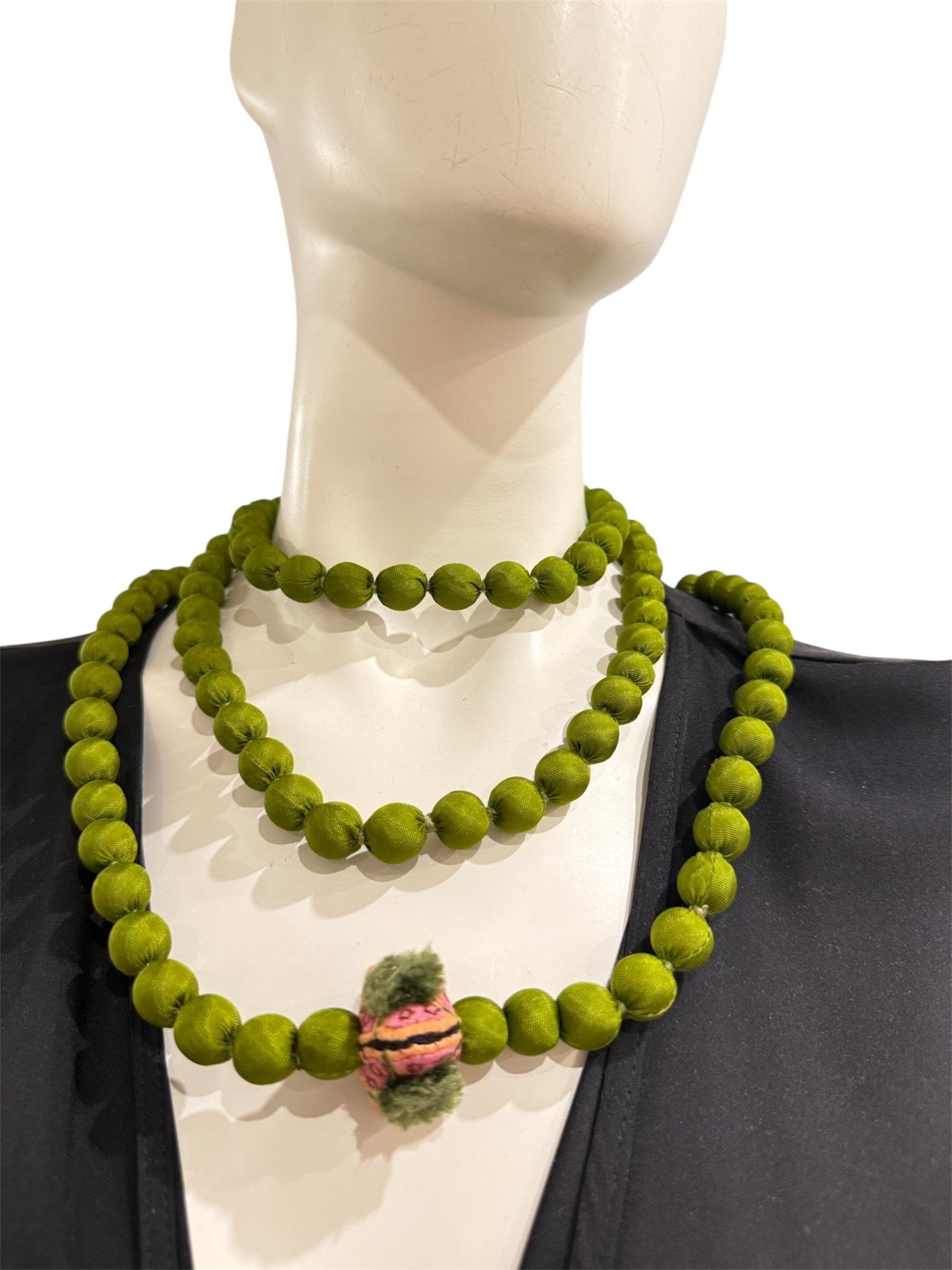 Collana Il Baco Da Seta Piccoli cuscini verde oliva