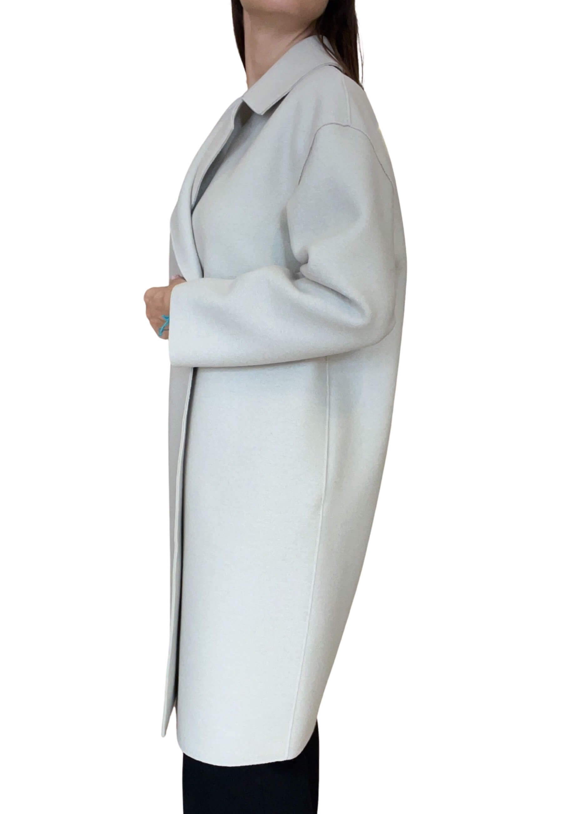 HARRIS WHARF London Coat Two Cream Buttons