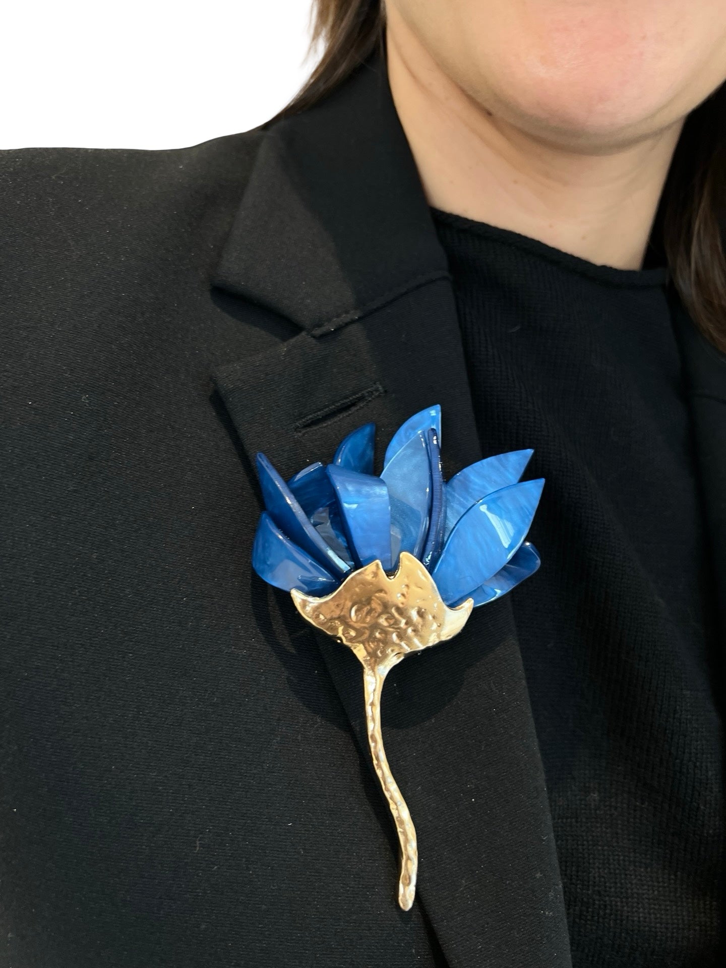 Broche Il Baco Da Seta Flor Metal Resina Azul