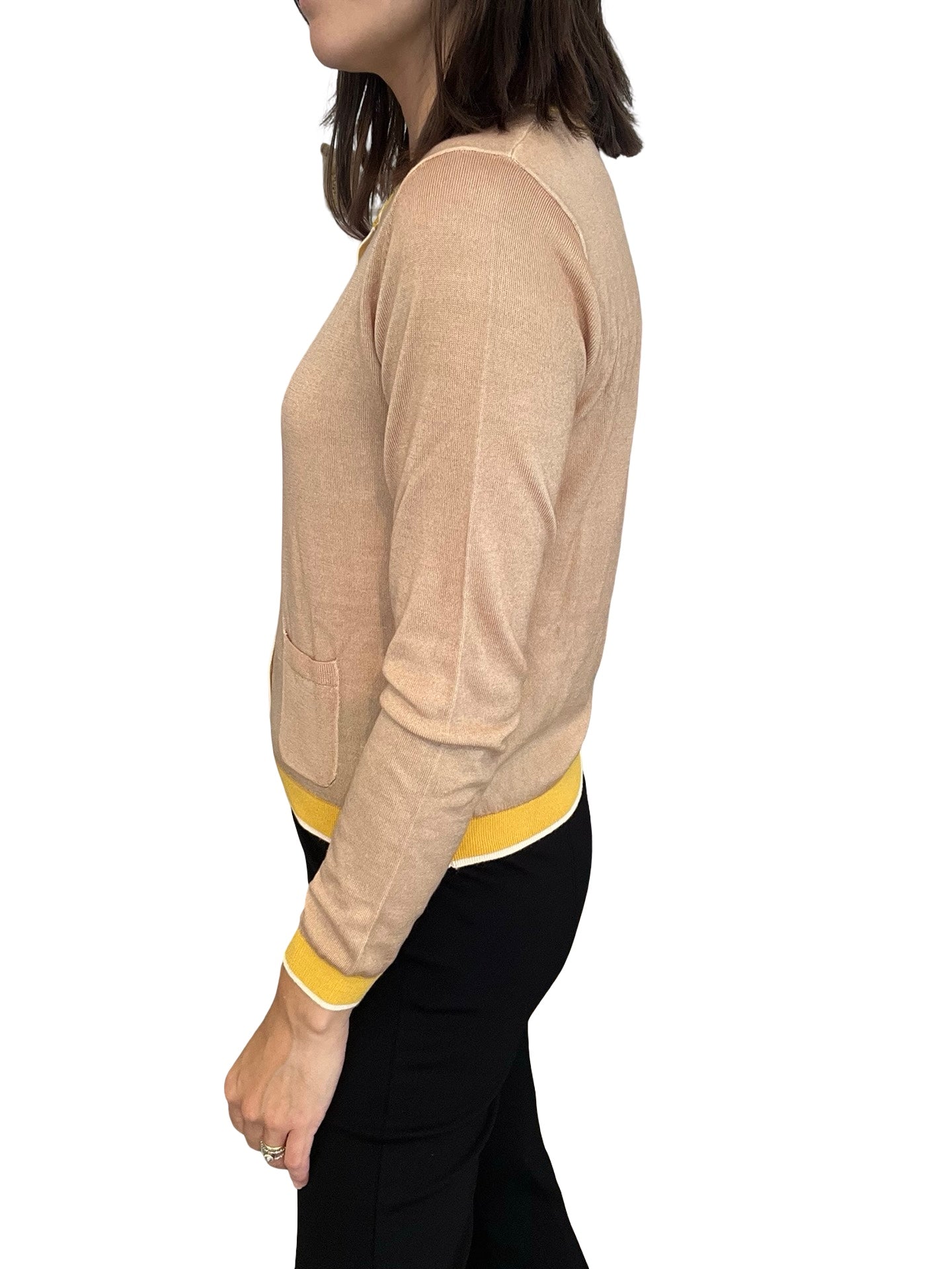 Cardigan a letto con le tasche rotonde al collo