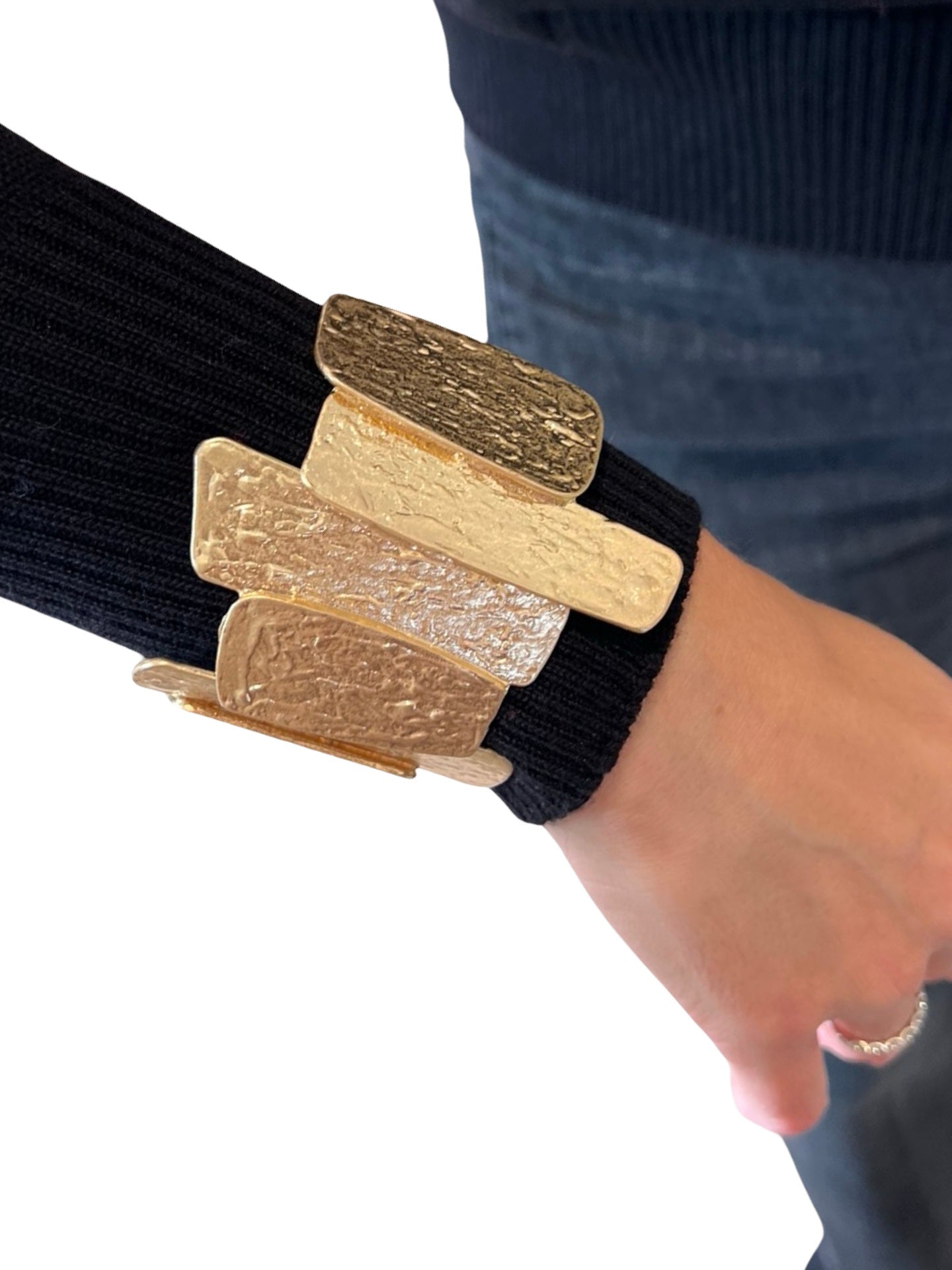 Pulsera Il Baco Da Seta Elastica Cuentas Metal Dorada