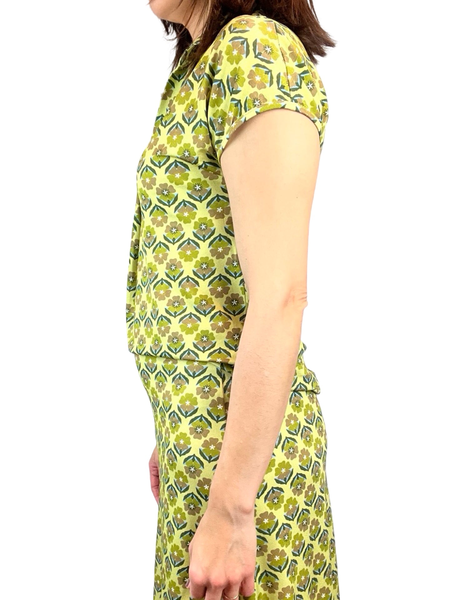 Cuerpo Monika Varga Pico Margarita Verde