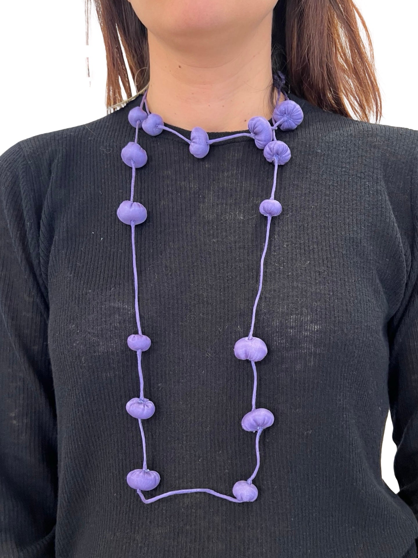 Collana Il Baco Da Seta Palline di seta di bozzolo indaco