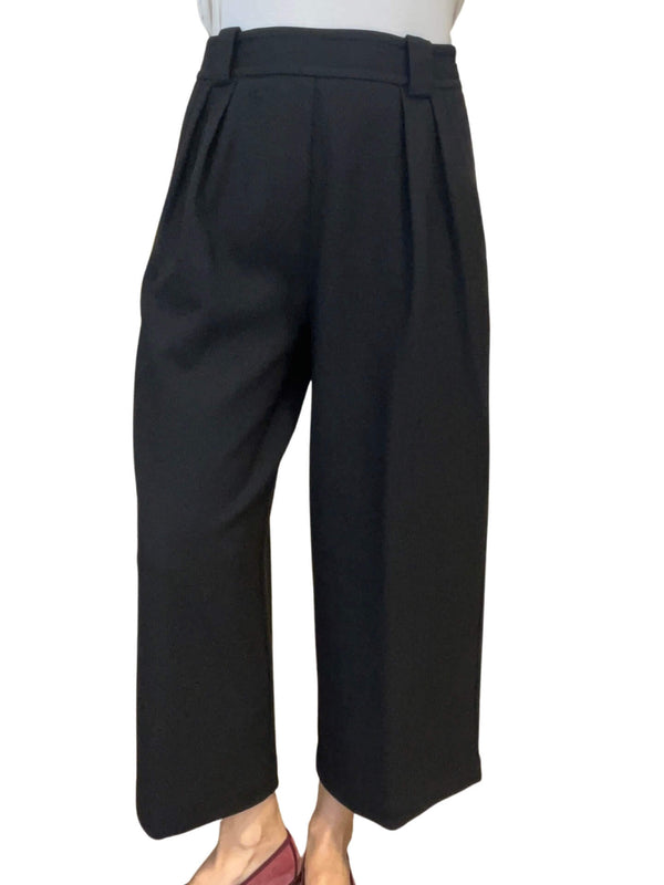 Conti Pantalon léger large plissé court