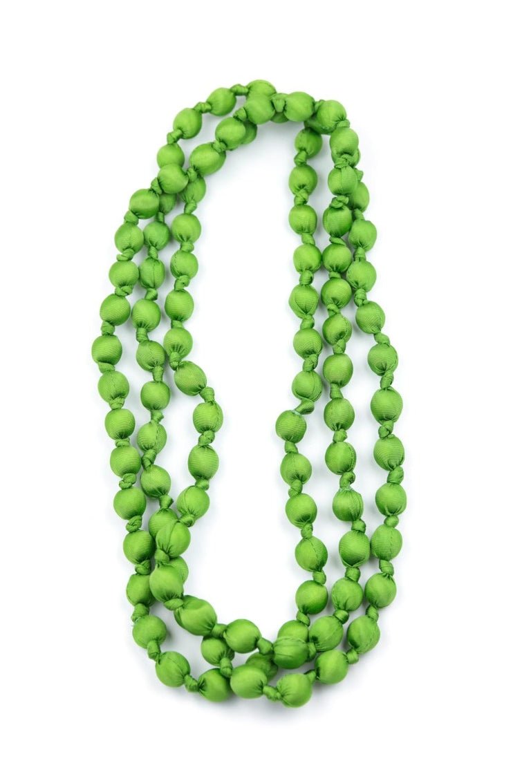 Collier Il Baco Da Seta Boules de soie verte moyenne 6.4