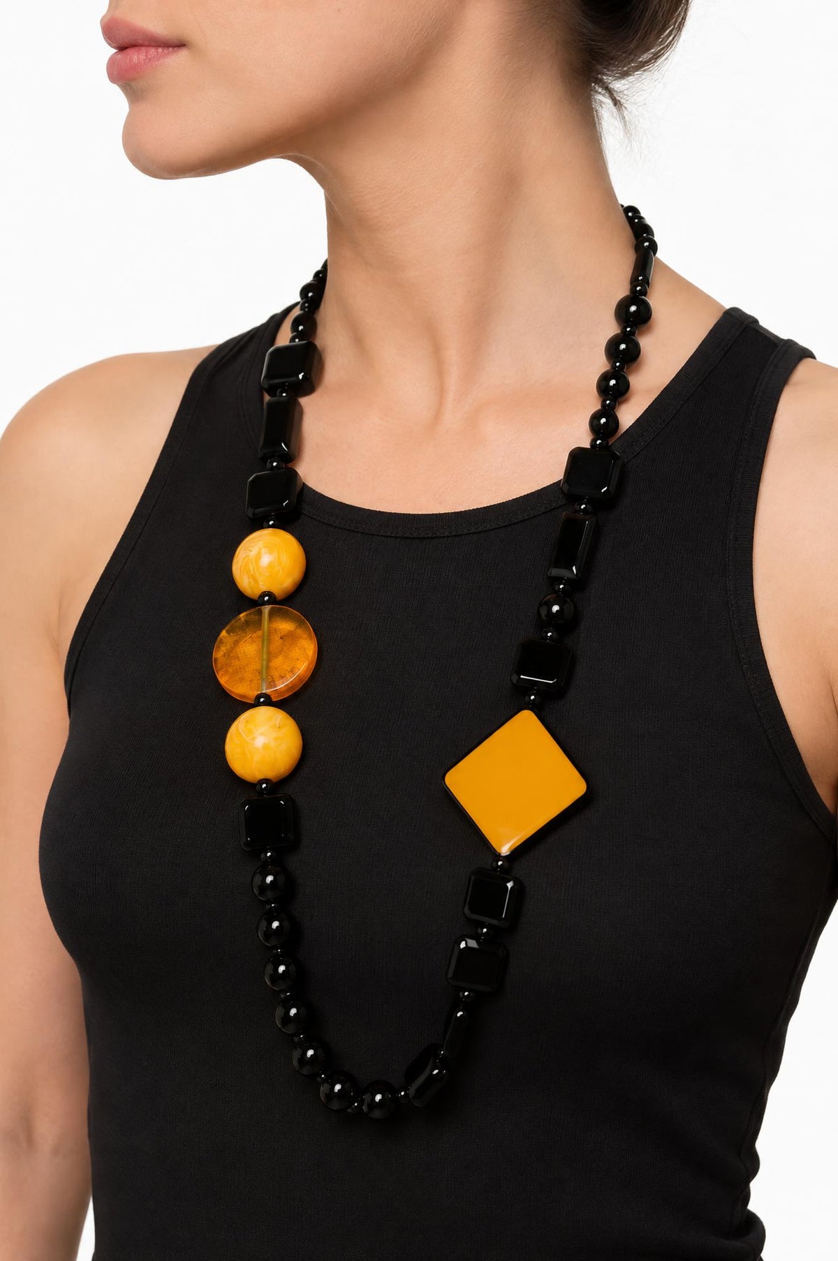 Collana Il Baco Da Seta Rombo di senape