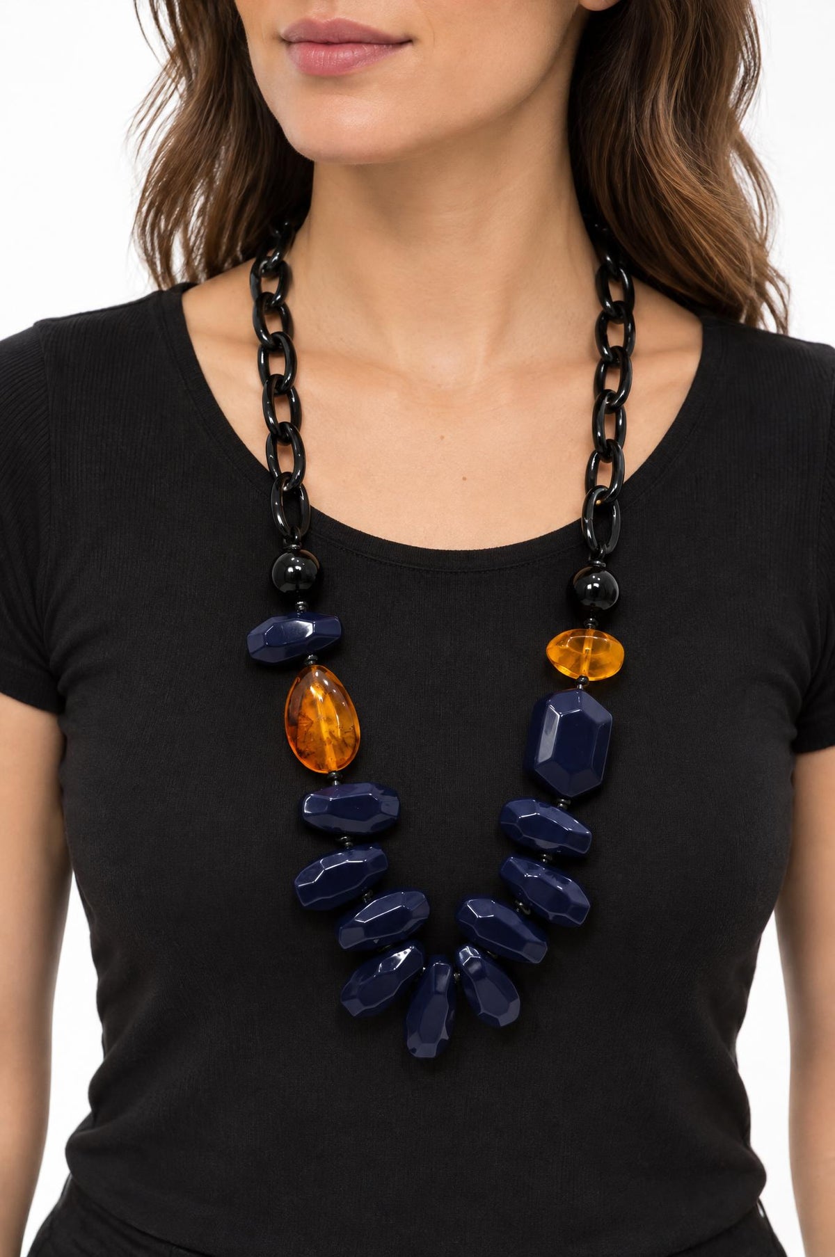 Collana Il Baco Da Seta Collegamenti blu