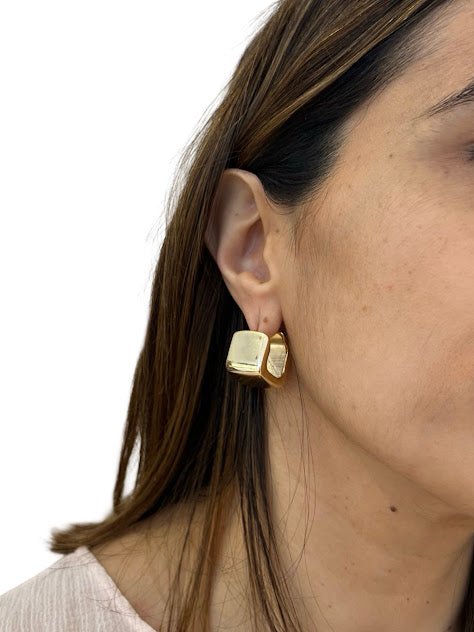 Pendientes Liviana Conti Cuadrados Dorados