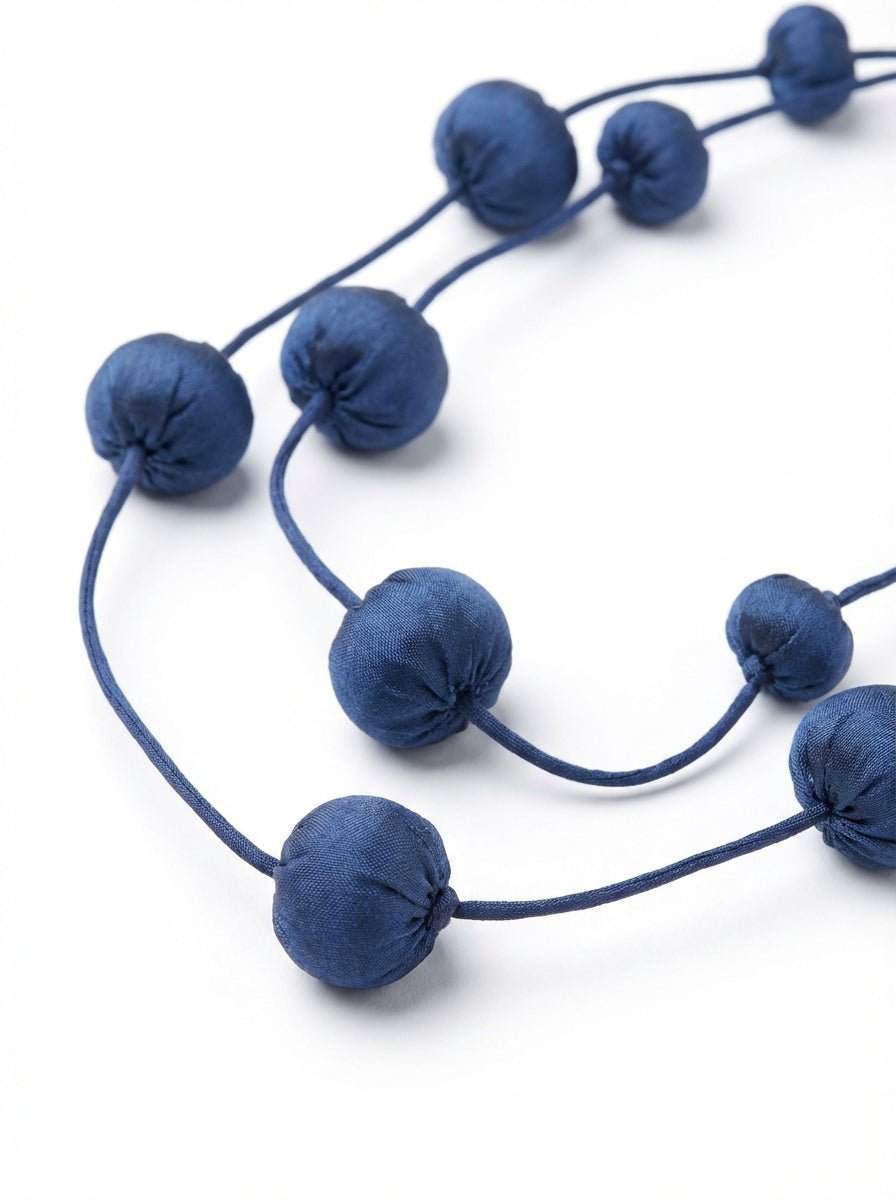 Collar Il Baco Da Seta Bolas De Seda Cocoon Azul Marino