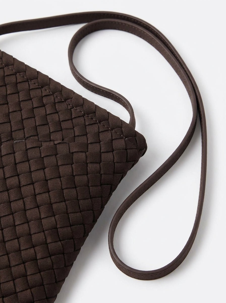 Bolso Naghedi Soho Envelope Chocolate
