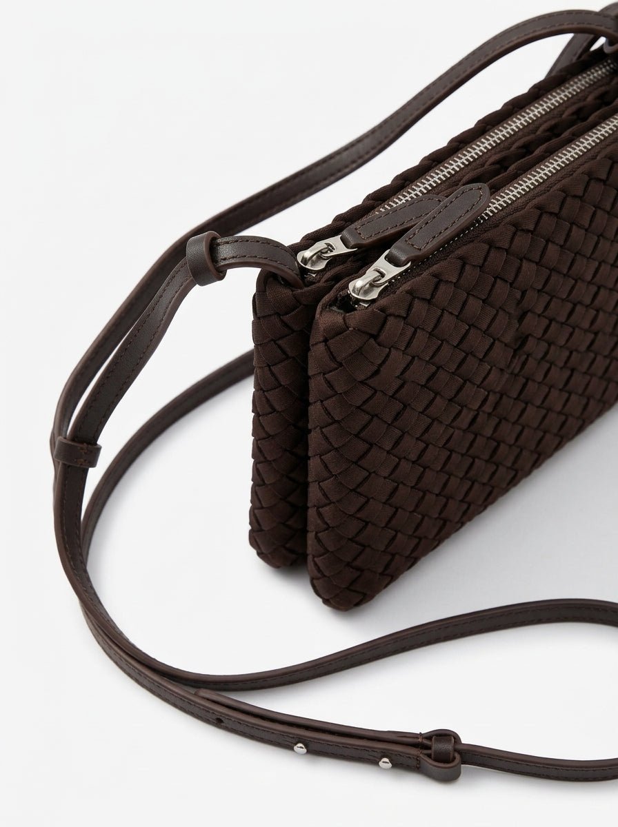 Bolso Naghedi Soho Envelope Chocolate