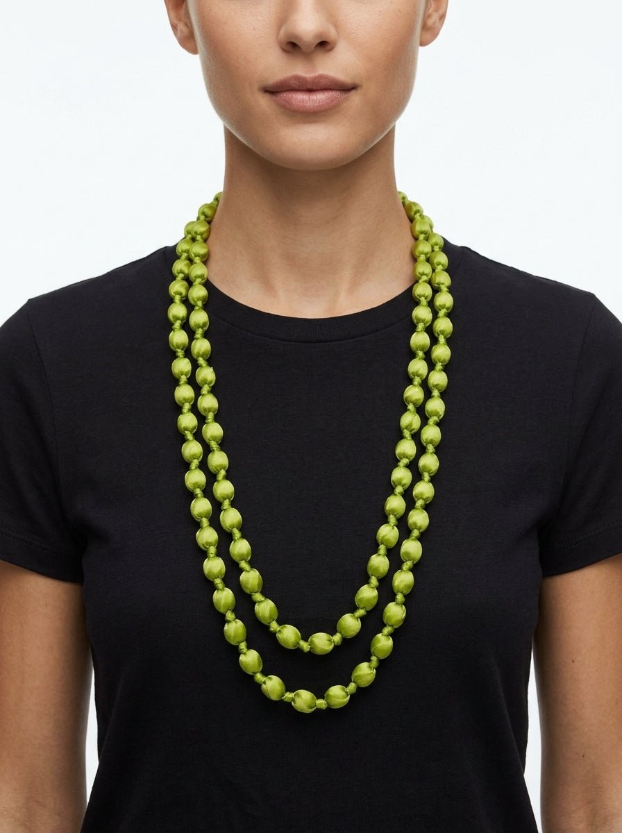 Collar  Il Baco Da Seta Bolas Seda Verde Lima 7.2