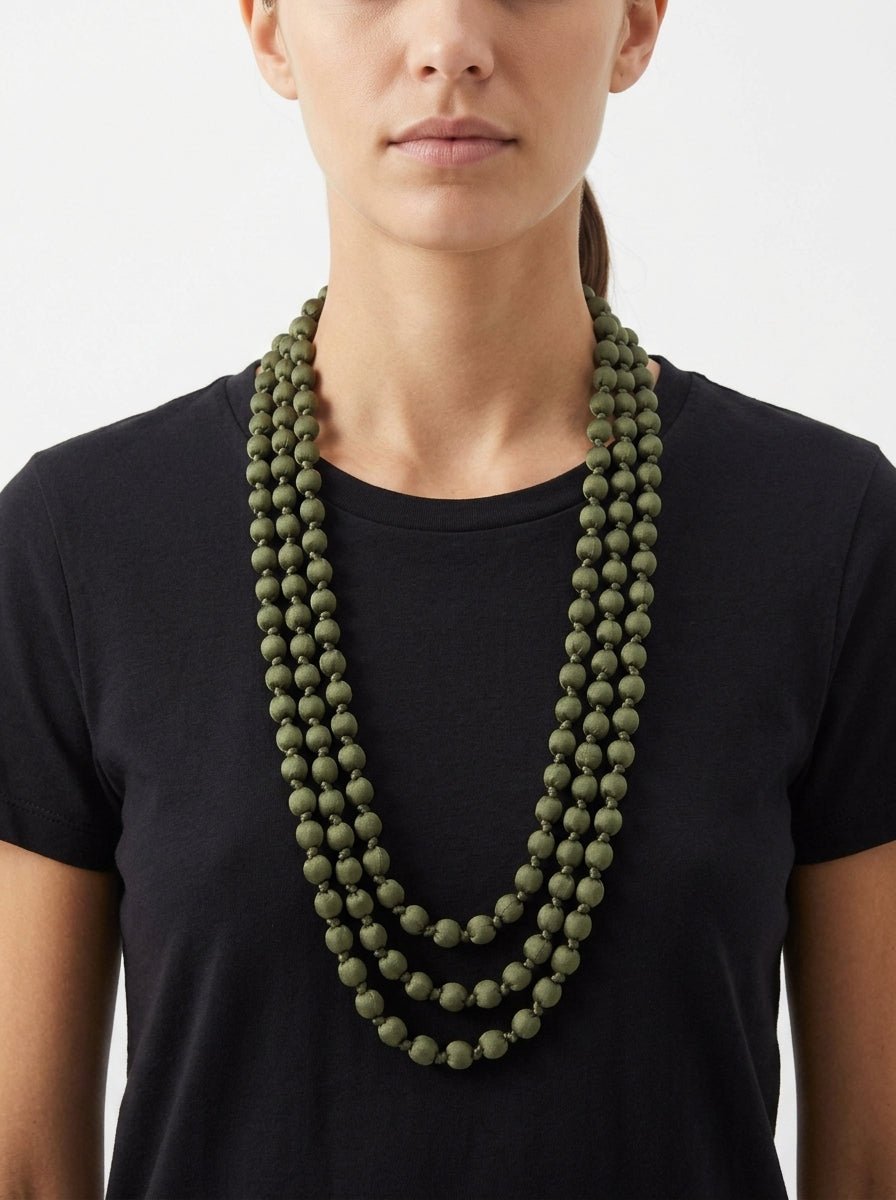 Collar il Baco Da Seta Bolas seda Oliva 6.8