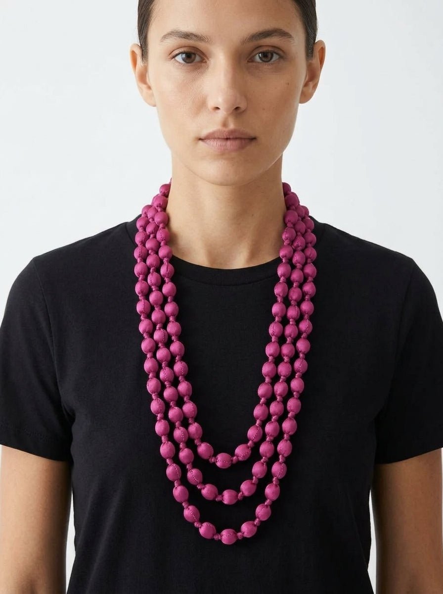 Collana  Il Baco Da Seta Magenta Silk Balls 14.3