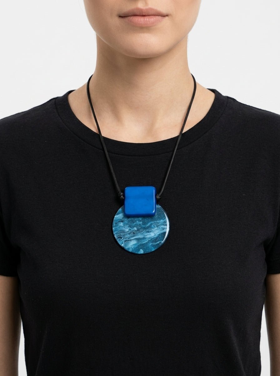 Collar Il Baco Da Seta  Circulo Azul