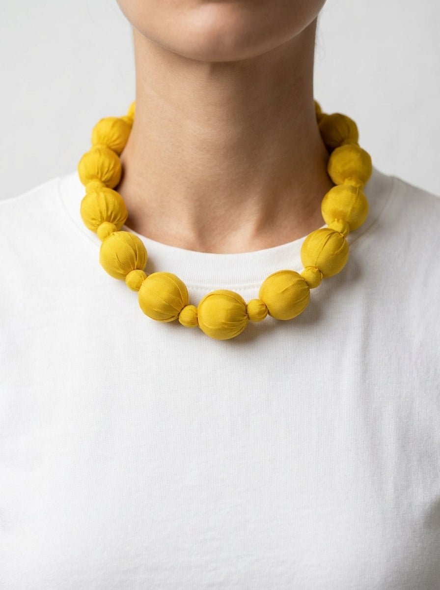 Collar Il Baco Da Seta Linh Amarillo