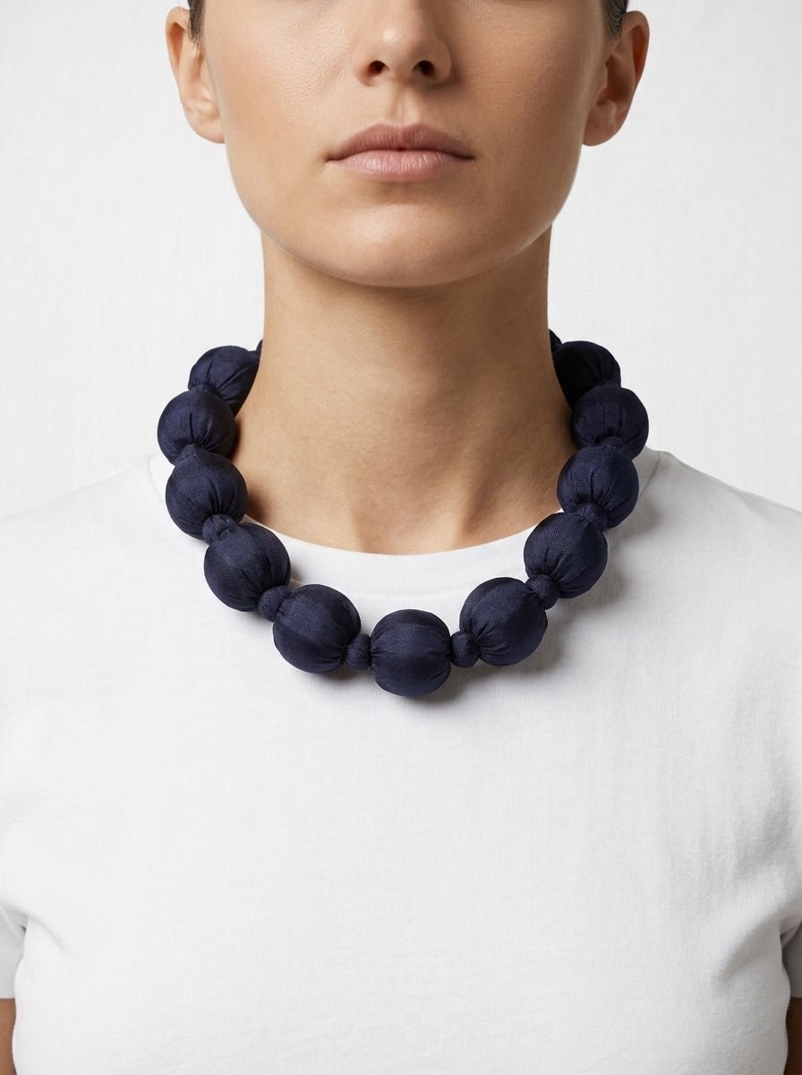 Collar Il Baco Da Seta Linh Azul Marino