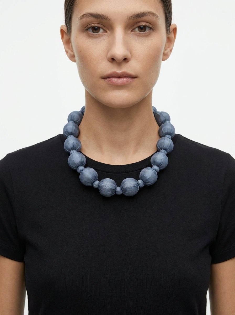 Collar Il Baco Da Seta Linh Azul Pizarra Claro