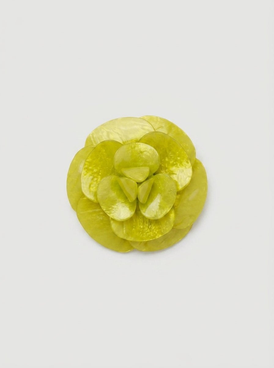 Broche Il Baco Da Seta Camelia Amarillo