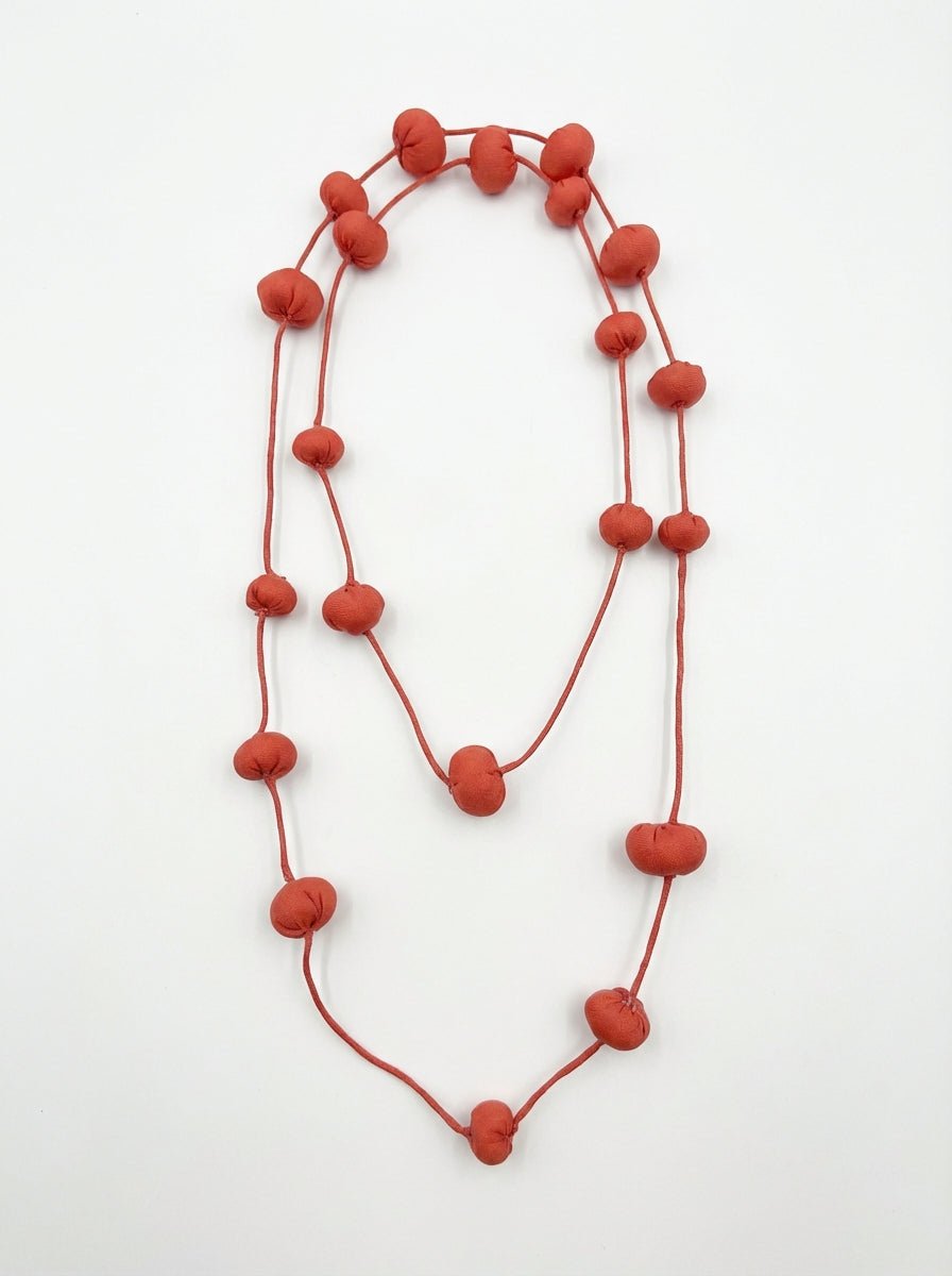 Collar Il Baco Da Seta Bolas De Seda Cocoon Nude Blush