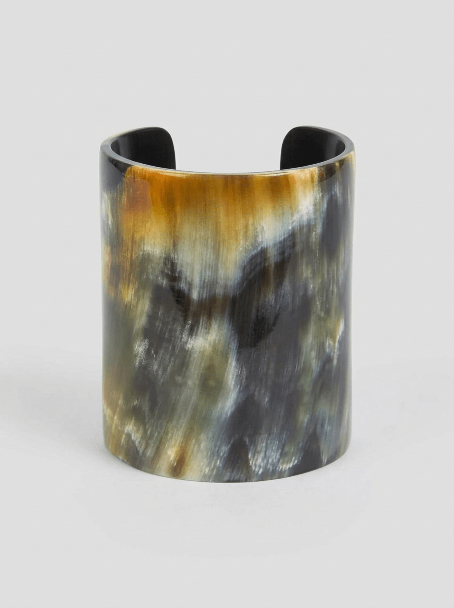 Brazalete Liviana Conti Cuerno Ancho Negro