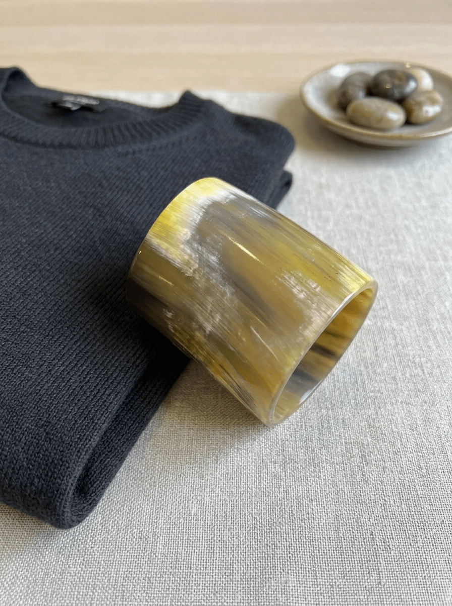 Brazalete Liviana Conti Cuerno Ancho Ambar