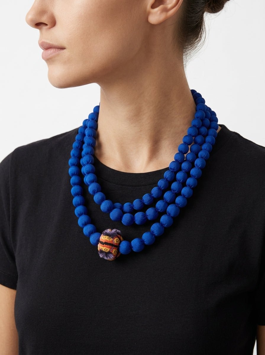 Collier Il Baco Da Seta Petites boules NHDI Electric Blue Almohadon