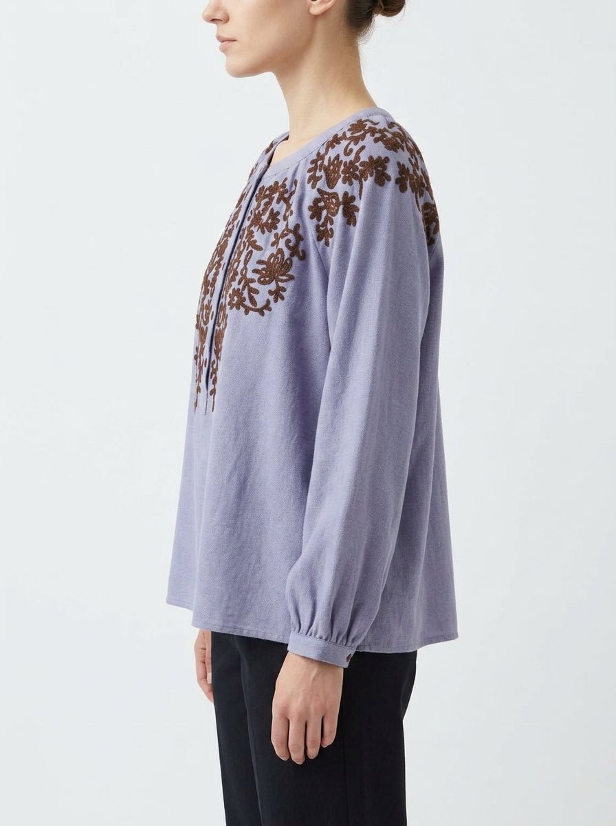 Blusa Niu Bordada Azul
