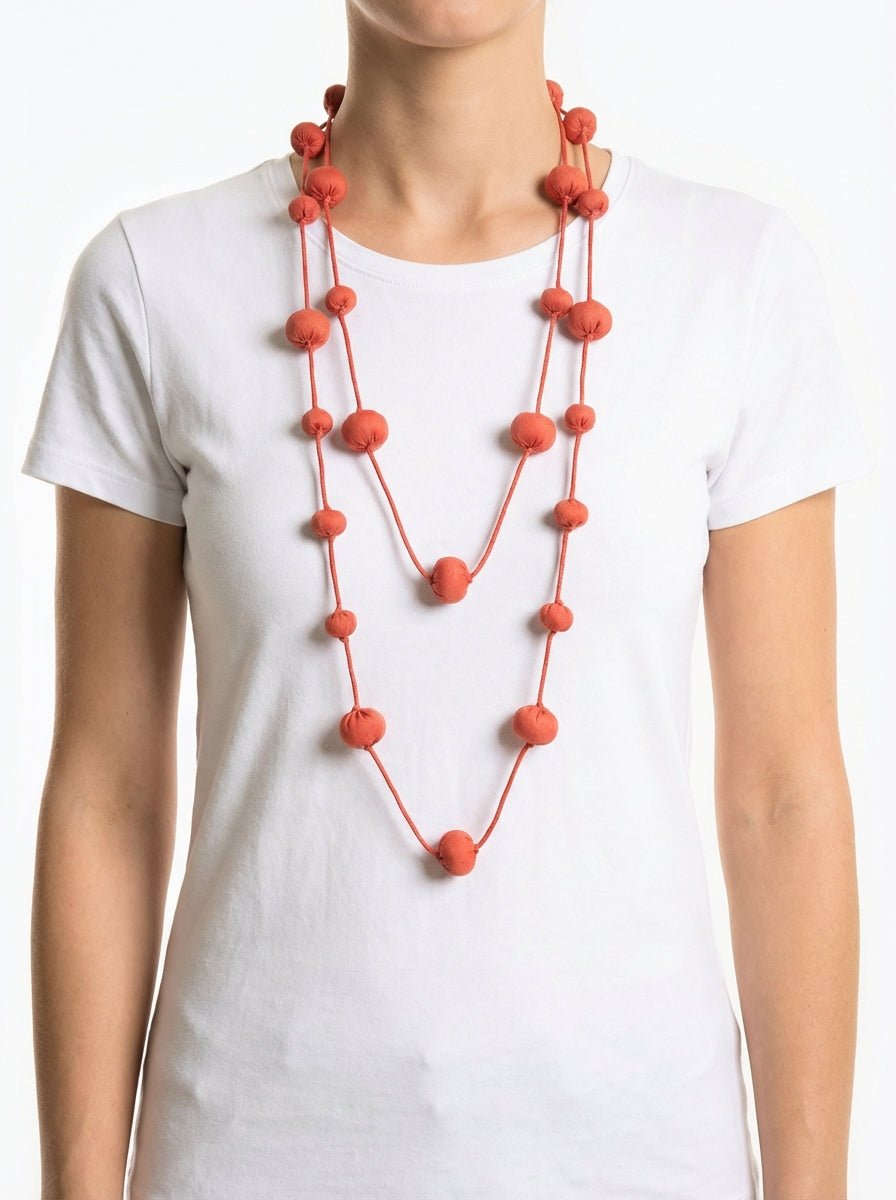 Collar Il Baco Da Seta Bolas De Seda Cocoon Nude Blush